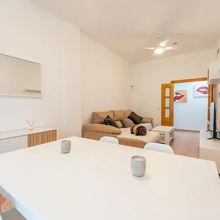 F1 Aguadulce Apartment *
